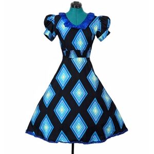 1970s Vintage Dress 70s Fit N Flare Swing Square Dance Diamond Print XXS Cotton